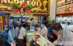 Giá vàng không tăng, dân miền Tây mua vé số cầu may thay vì mua vàng