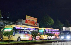 Đắk Lắk: Hàng loạt nhà xe lập bến cóc trên đường cấm, phòng vé