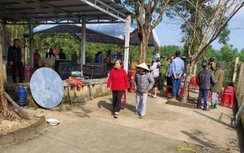 Xác minh nhóm đánh bạc, trung úy công an bị hành hung gây thương tích