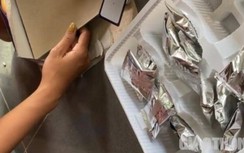 Sửng sốt khi mở những gói quà Tết hoành tráng