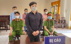 Làm giả gần 100 hồ sơ vay vốn, một cán bộ bệnh viện lĩnh án 11 năm tù