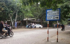 Xe ôm "hốt bạc", phớt lờ mũ bảo hiểm ở lễ hội Côn Sơn - Kiếp Bạc