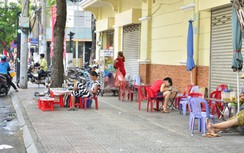 Thu phí vỉa hè, nên không?