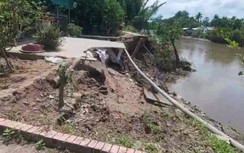 Sóc Trăng: Sạt lở bờ sông gây hư hỏng đường giao thông, đe dọa nhà dân