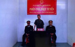 Mang súng đến quán karaoke bắn người trọng thương, lĩnh 10 năm tù