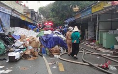 Chợ Tam Bạc tan hoang sau cháy, tiểu thương thất thần lo phá sản