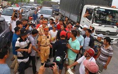 Bắt 4 đối tượng chặn, đập phá kính xe đầu kéo vì nghĩ bị tạt đầu trên QL5