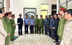 Bắt tạm giam Giám đốc và 2 Phó giám đốc Trung tâm đăng kiểm Thừa Thiên Huế