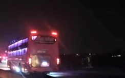 Quay đầu xe ở dải phân cách mở trên QL1A, 2 phụ nữ đi xe máy tử vong