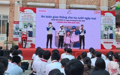 Sôi động buổi tuyên truyền ATGT tại trường THCS Trần Quốc Toản