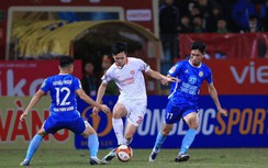 Sau "quả bom" của bầu Đức, V-League lại xuất hiện điều kỳ lạ