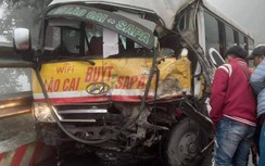 Tai nạn liên hoàn giữa 3 xe ô tô ở Lào Cai, 4 người bị thương