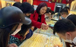 Giá vàng hôm nay 23/2: Vàng trong nước quay đầu giảm giá