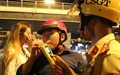 Cục CSGT nói gì về lo ngại ăn hoa quả, uống siro cũng vi phạm nồng độ cồn?