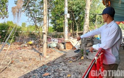 Cận cảnh sạt lở nghiêm trọng đê biển Đông giáp ranh Bạc Liêu - Sóc Trăng