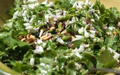 Thứ rau gia vị quá quen tưởng chỉ tô điểm món ăn lại giúp thải độc cực tốt