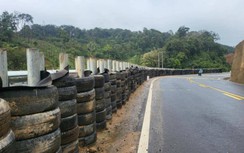 Kon Tum nhân rộng mô hình hộ lan lốp ngăn ngừa tai nạn trên QL24