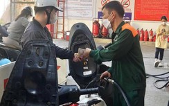 Giá xăng dầu hôm nay 28/2: Quay lại đà giảm