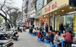 Giữa chiến dịch dẹp loạn, vỉa hè Hà Nội vẫn bị "bức tử"