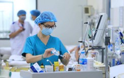 Mua sắm thiết bị, hóa chất y tế: Còn phải chờ gỡ vướng trong khâu đấu thầu