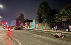 Tông xe máy vào đuôi xe container, nam thanh niên tử vong tại chỗ
