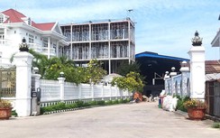 Long An: Nhức nhối xây nhà kho, đấu nối trái phép ra đường tỉnh