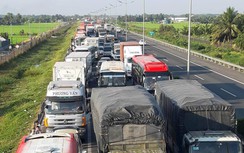 Chưa có phương án khả thi mở rộng cao tốc TP.HCM - Trung Lương