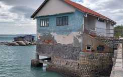 Nhà hàng, quán ăn xâm phạm eo biển Cà Ná ở Ninh Thuận