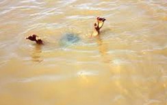 Đau lòng mẹ dìm chết 2 con nhỏ ở Nam Định vì nghi chồng ngoại tình