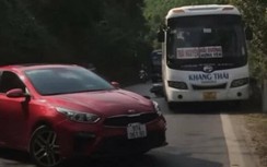 Công an vào cuộc vụ xe khách bị chặn đường làm náo loạn trên QL3