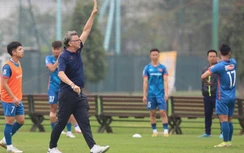 HLV Philippe Troussier và phép cộng đặc biệt ở tuyển U23 Việt Nam