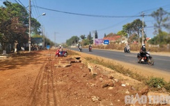 Video: Xử lý nghiêm nhà thầu chậm tiến độ, gây mất ATGT trên QL19