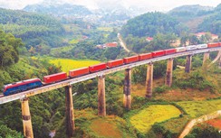 Trèo núi, băng rừng làm đường sắt lên biên giới