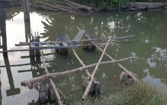 Bị phạt 40 triệu đồng, 1 hộ dân vẫn cố xây cầu đấu nối vào QL91