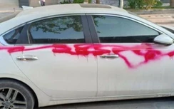 Công an điều tra hàng loạt ô tô bị xịt sơn khi đỗ trên vỉa hè