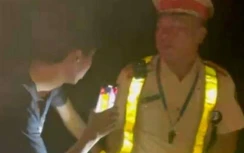 Bắt khẩn cấp tài xế chống đối CSGT Đắk Nông