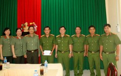 24 giờ truy bắt nhóm thanh niên chém thiếu tá công an