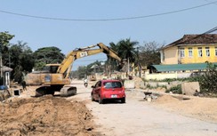 Nhếch nhác, mất ATGT tại tuyến đường gần 130 tỉ ở Hà Tĩnh