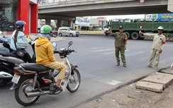 Biệt đội xe ôm ngăn tai nạn ở ngã tư “tử thần”