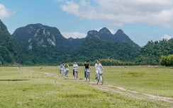 Từ rốn lũ kinh hoàng thành làng du lịch