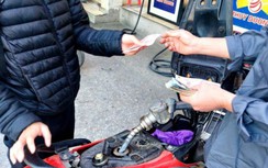 Giá xăng dầu hôm nay 29/3: Tăng liên tiếp do làn sóng đình công ở Pháp