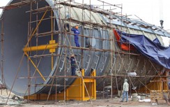 Lương cao, việc ổn định, đóng tàu vẫn khó tuyển nhân công