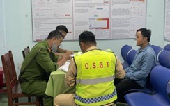 Người đàn ông có 3 tiền án quay xe bỏ chạy khi thấy cảnh sát đo nồng độ cồn