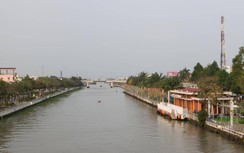 Hậu Giang: Xin giữ lại bến tàu không phép để du khách tham quan, chụp hình