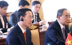Việt Nam tặng Lào món quà trị giá 1 triệu USD
