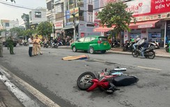 Cô gái ngã xuống đường tử vong thương tâm sau va chạm với xe tải ở TP.HCM