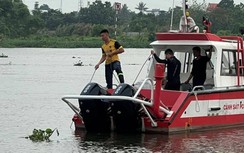 Đang nhậu, người đàn ông xuống sông Sài Gòn tắm rồi mất tích