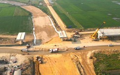 Lo mất an toàn thi công nút giao cao tốc Diễn Châu - Bãi Vọt