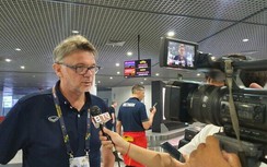 HLV Troussier tiết lộ áp lực đặc biệt trong lần đầu tiên dự SEA Games