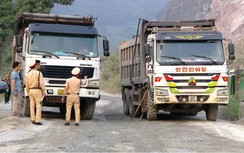 Quảng Ninh: Lật tẩy các chiêu trò mới của xe quá tải